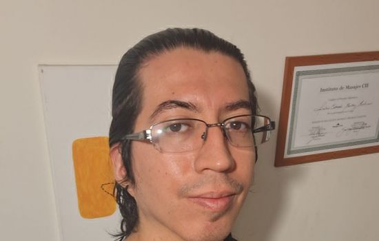 Andrés CL Masajista masculino