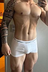 Nacho Fit Male Escort