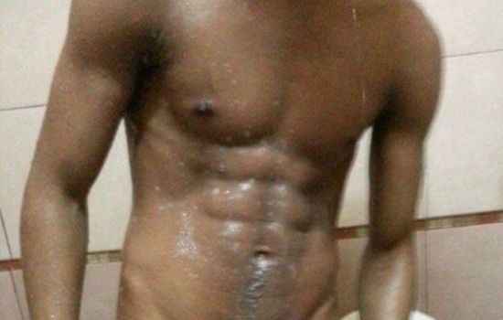 Adriel Escort Masculino